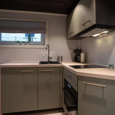 Plassen Apartament *