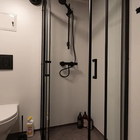 Plassen * سوغندال