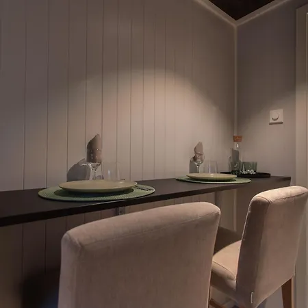 Plassen شقة سوغندال